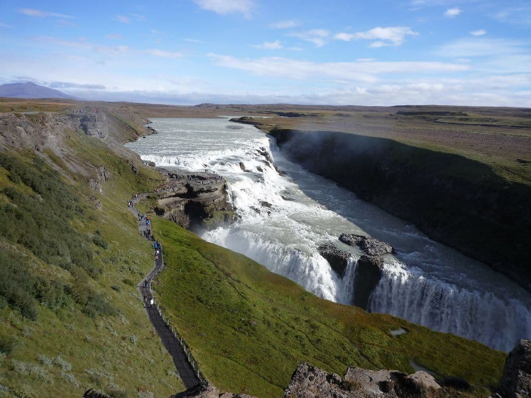 From Reykjavik Port: Small Group Golden Circle Tour 