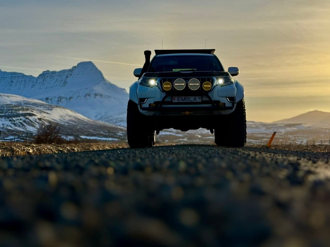Private Silver Circle Borgarfjörður Super Jeep DAY TOUR