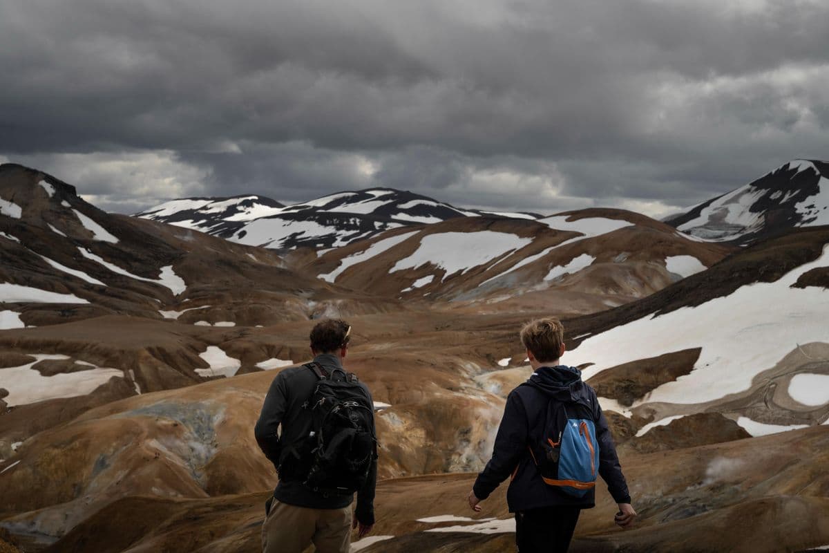 Hike in the Highlands, in the steaming valley of Kerlingarfjöll