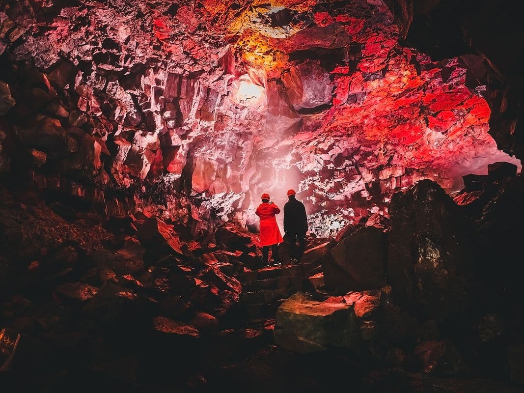Private Luxury Jeep Tour - Reykjanes Peninsula and Northern Lights with Blue Lagoon and Lava Tunnel