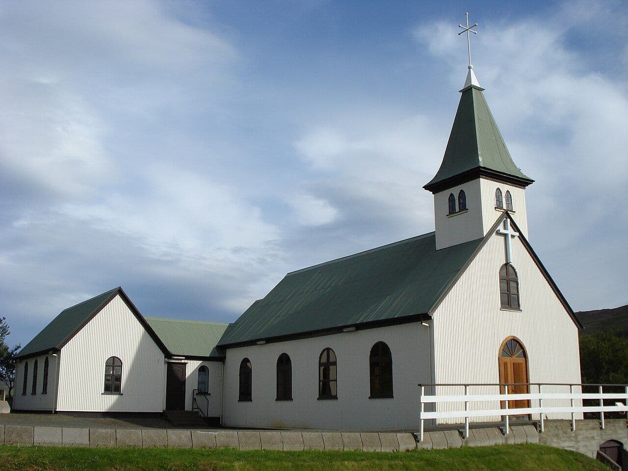 Lágafellskirkja