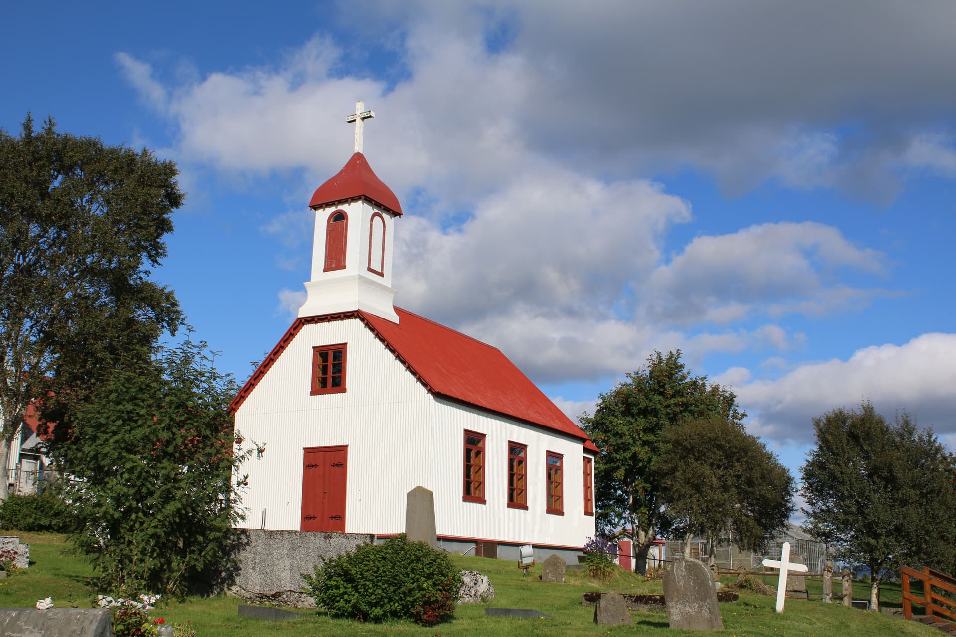 Photograph of the site — Torfastaðakirkja 1