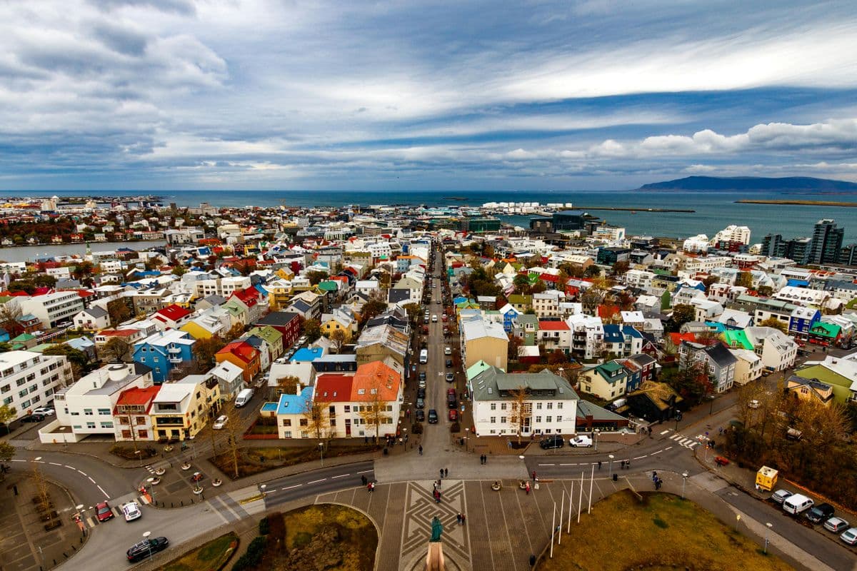 Private Tailor-Made Chauffeur Tour in Reykjavík (1-4pax)