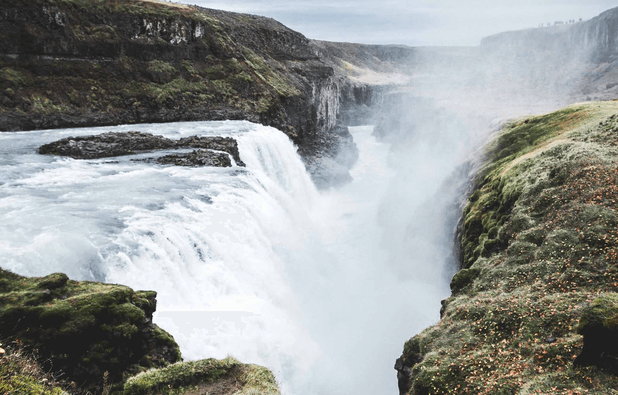 Private Golden Circle Delight: Friðheimar Farm Lunch & Kerið Crater | Day Tour