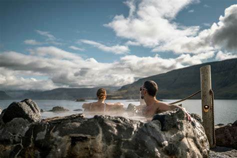 Private transfer Hvammsvik Hot springs (entrance fee not included)